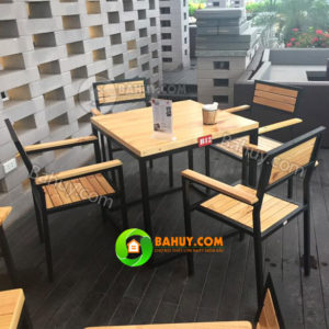 Bàn ghế cafe gỗ mới 97% thanh lý giá tốt nhất